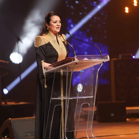  درصاف الحمداني مديرة ايام قرطاج الموسيقية في حفل الافتتاح- الصورة من موقع ايام قرطاج الموسيقية على الفيسبوك