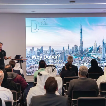 حضر المشاركون عددًا من الدورات المتقدمة. الصورة من مكتب دبي الإعلامي