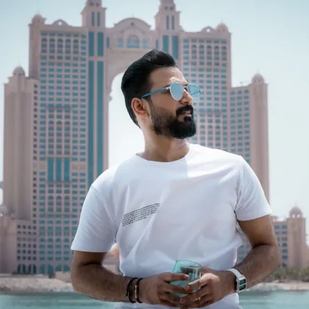 سلطان المقبالي - الصورة من حسابه على الانستغرام