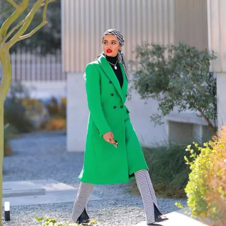 لولوة الخطاف بإطلالة مميزة