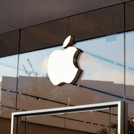 أبل تحصل على براءة اختراع هاتف أيفون قابل للطي - الصورة من unsplash