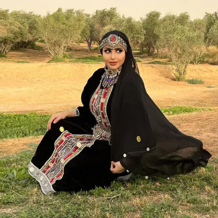 إيناس الحنطي بزي المنطقة الغربية  -الصورة من حسابها على انستغرام