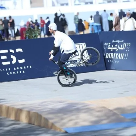 بطولة كأس العالم للدراجات الاستعراضية- الصورة من الشرق الأوسط 