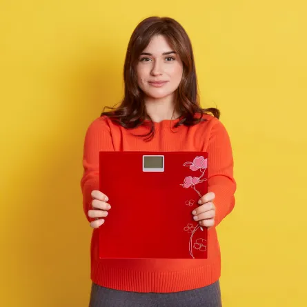 كيفية حساب كتلة الدهون في الجسم (المصدر: Freepik)