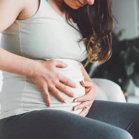 صورة لحامل تعاني من أعراض الحمل