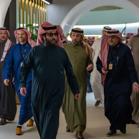 تركي آل الشيخ يدشن منطقة فيا الرياض الترفيهية