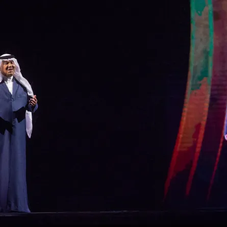 طلال مداح يشارك محمد عبد الغنا بتقنية الهولوجرام - الصورة من المركز الاعلامي لهيئة الترفيه