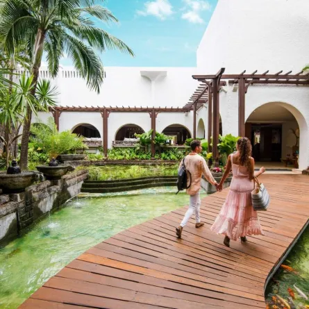 3 منتجعات سياحية فخمة مناسبة لقضاء شهر العسل في موريشيوس