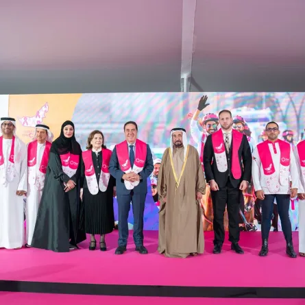  النسخة الحادية عشرة لمسيرة فرسان القافلة الوردية. الصورة من مكتب الشارقة الإعلامي