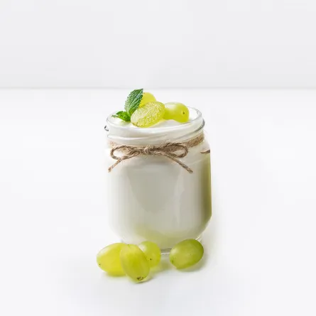 ريجيم العنب والزبادي