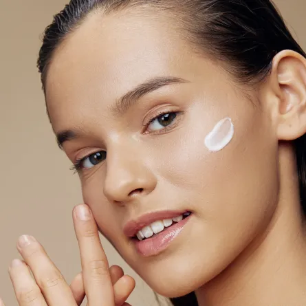 أحماض ألفا هيدروكسي وبيتا هيدروكسي والفرق بينهما AHA & BHA