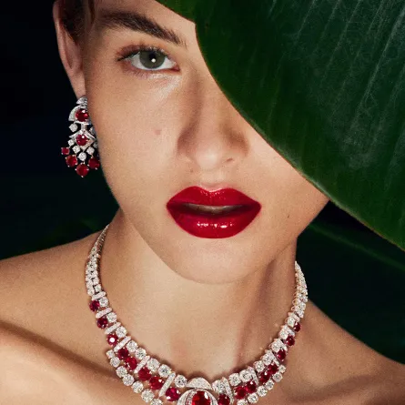 مجوهرات تصدح عشقاً Poetic Jewels