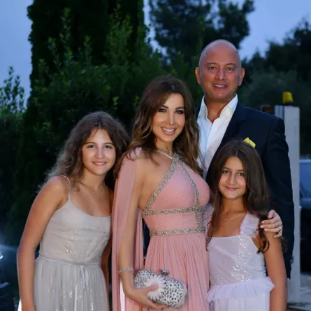 نانسي عجرم وزوجها - الصورة من صفحتها الرسمية على الفيس بوك