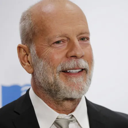 photo taken on November 15, 2017 US actor Bruce Willis arrives for the Library of Congress Gershwin Prize Honoree’s Tribute Concert in Washington, DC. DOMINICK REUTER / AFP