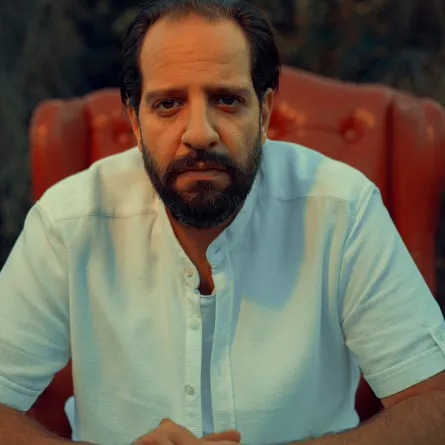 أحمد أمين - الصورة من صفحته الرسمية على الفيس بوك