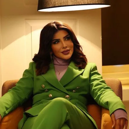 إلهام الفضالة - صورة من المركز الإعلامي للفنانة إلهام الفضالة