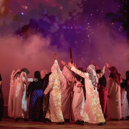 جانب  من عرض مسرحية معلقاتنا امتداد أمجاد