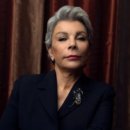 المصممة ليلى موسى: أستمتع بتصميم الثوب النجدي بأسلوب معاصر