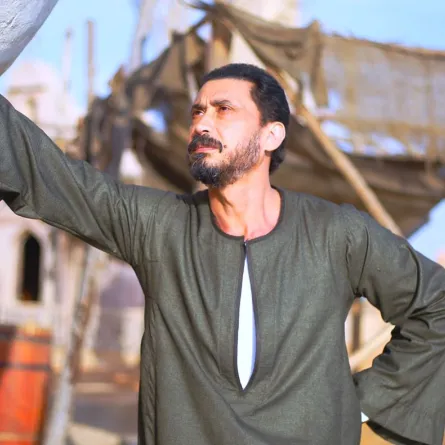 أحمد عيد في كواليس مسلسل "عملة نادرة" - صورة من صفحته على انستغرام