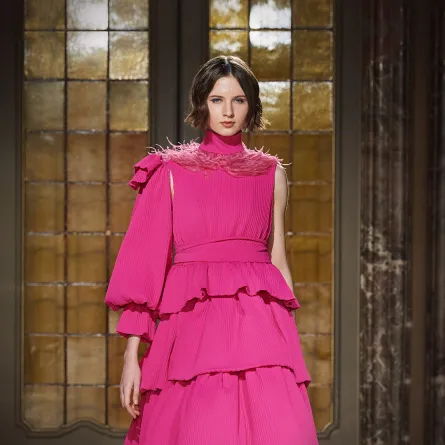 فستان بطبقات كشكش من Maya Seyferth