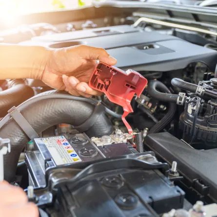 اكسدة اطراف البطارية