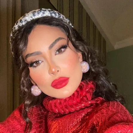 نور الغندور 