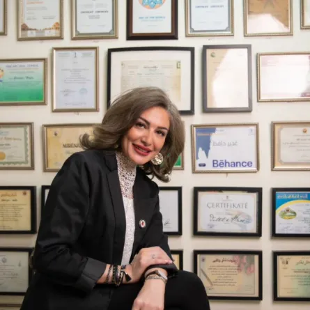 الفنانة غدير حافظ