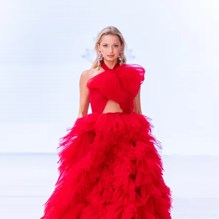 فساتين الزفاف بلمسات الأحمر 2023 من إنترناشيونال كوتور International Couture