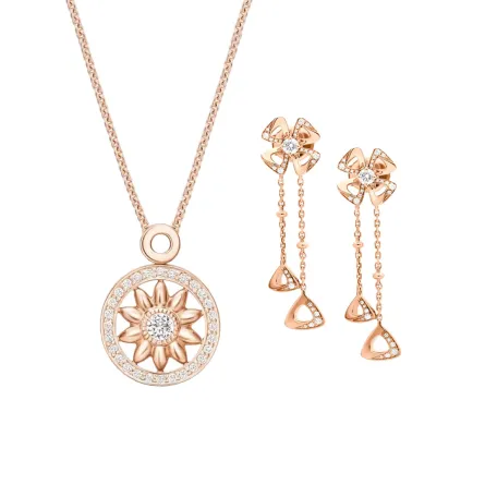 تألقي بأجمل أطقم ذهب وردي 2023