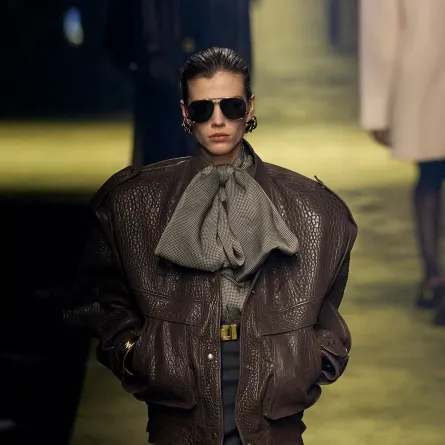 سان لوران Saint Laurent- الصورة من Imax Tree