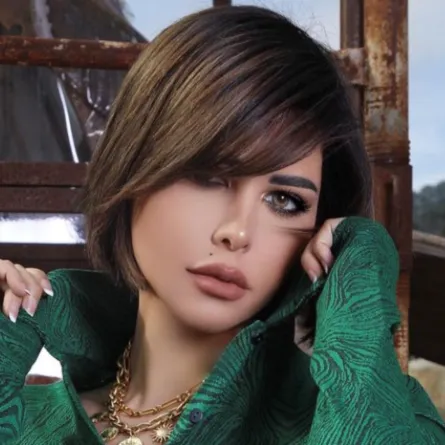 شمس -الصورة من حسابها  على الانستغرام