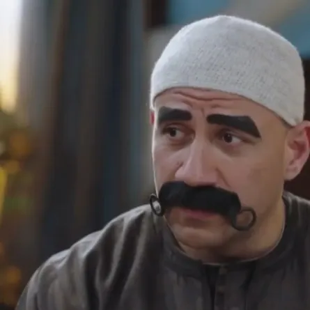 أحمد مكي في مشهد من مسلسل الكبير- الصورة من حسابه على انستغرام