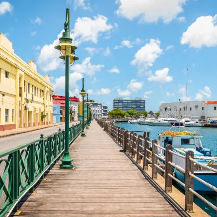 لعشاق المغامرة والاسترخاء 3 جزر جذابة في البحر الكاريبي 