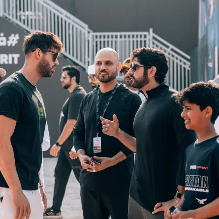 حمدان بن محمد يشهد فعاليات اليوم الثاني للنسخة الرابعة من "الألعاب الحكومية". الصورة من مكتب دبي الإعلامي