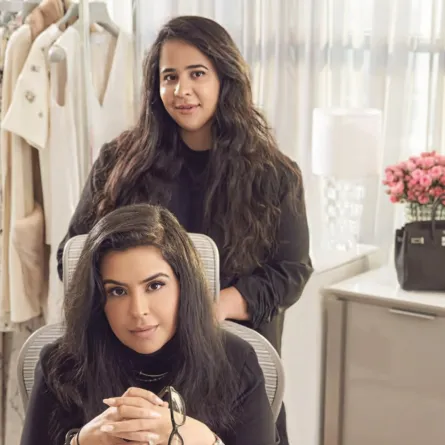 المصممتان الشيخة نور والشيخة هيا آل خليفة: نسعى لتعزيز مكانة البحرين على خريطة الأزياء العالمية