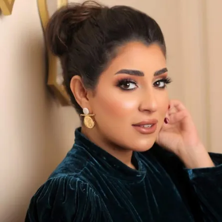 آيتن عامر بمكياج قوي