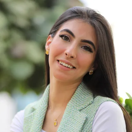 المصممة آية الفكيكي