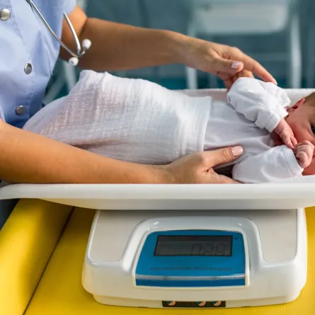 صورة لطفل حديثي الولادة 