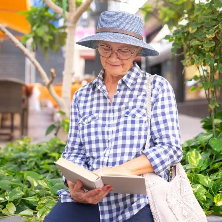 قصص نساء حصلن على درجة الدكتوراه بعد عمر الـ80