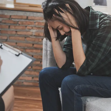 متى يجب زيارة الطبيب النفسي؟ (المصدر: Adobe.Stock)