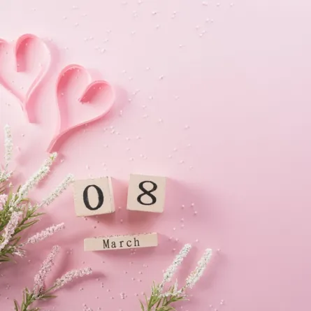 صورة تعبر عن الاحتفال بيوم المرأة