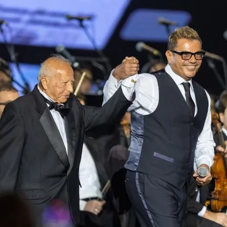 عمرو دياب وهاني شنودة من حفل تكريم هاني شنودة - صورة من الصفحة الرسمية للفنان عمرو دياب على " انستغرام"