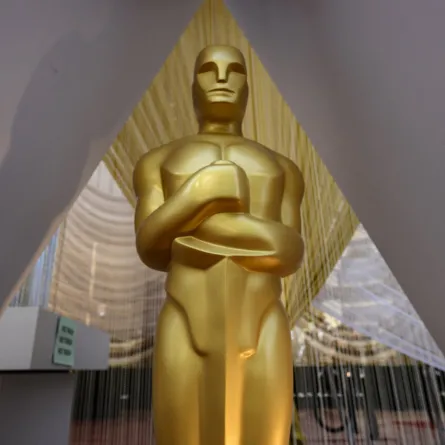 An Oscar statue is displayed on the red carpet on the eve of the 92nd Oscars at the Dolby Theatre in Hollywood, California on February 8, 2020. Eric BARADAT / AFP