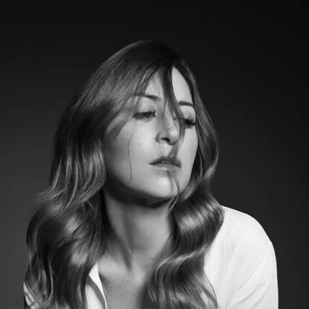 منة شلبي - الصورة من صفحتها الرسمية على الفيس بوك