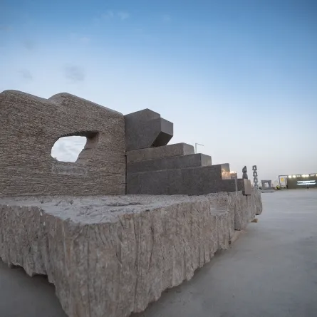 منحوتة عين الرياض لمحمد الفارس ، طويق للنحت 2023