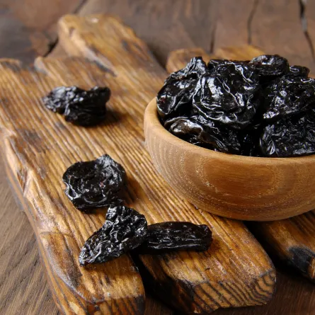 فوائد البرقوق المجفف مذهلة..تناوليه يومياً لصحة أفضل (المصدر: Adobe.Stock)