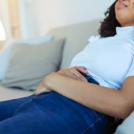 صورة لآلام البطن