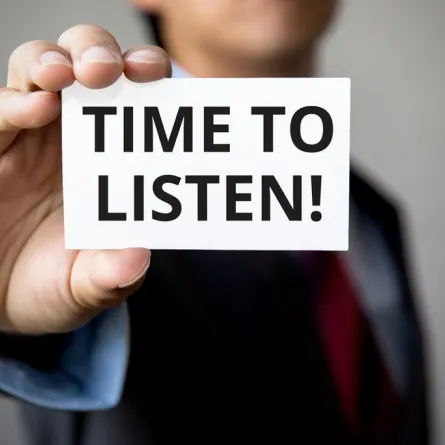 كيف أتعلم فن الإنصات؟