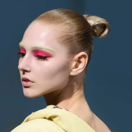 ظلال العيون الجريئة Bold Eyeshadow