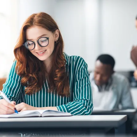 عبارات عن الابتسامة